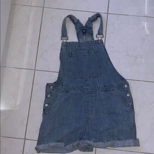 Gap overalls